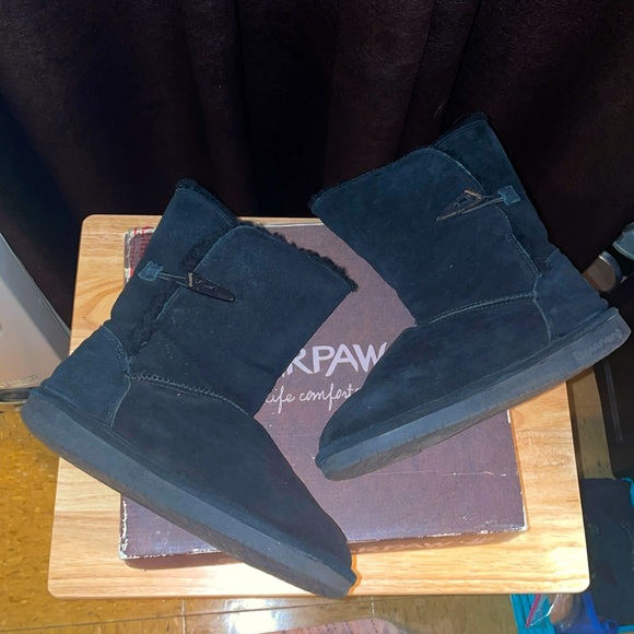 BearPaw Victorian Black Boots - Picture 2 of 5